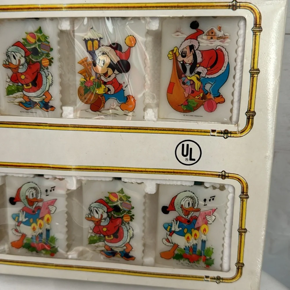 Disney Kurt S. Adler 10 Novelty Tree Lights Style #UL174 has flaw